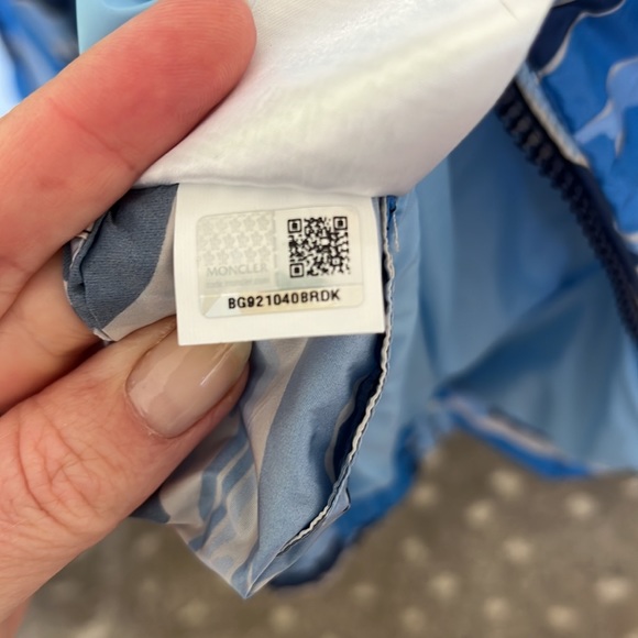 moncler kids blue camo windbreaker jacket sz 12 152cm - Picture 8 of 9